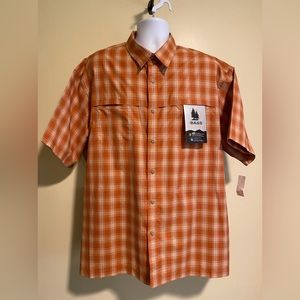 NWT! BASS MENS SHORT SLEEVE SHIRT.